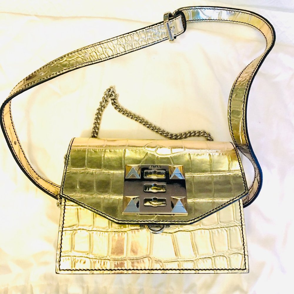 SALAR MILANO METALLIC GOLD PURSE